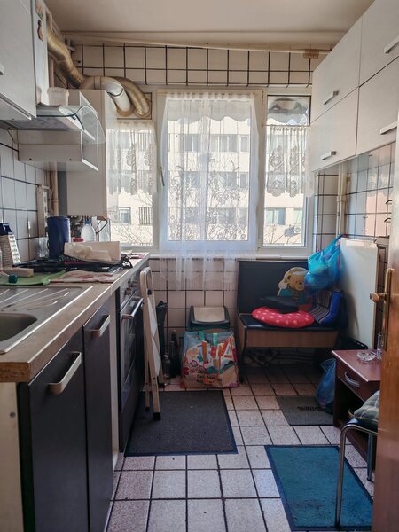 Titan, Intrarea Odobesti 2 minute parc IOR.